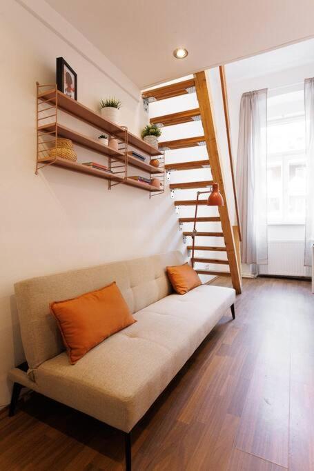 Urban Capsule Apartment - Near Mariahilfer Strasse Vienna Exterior photo